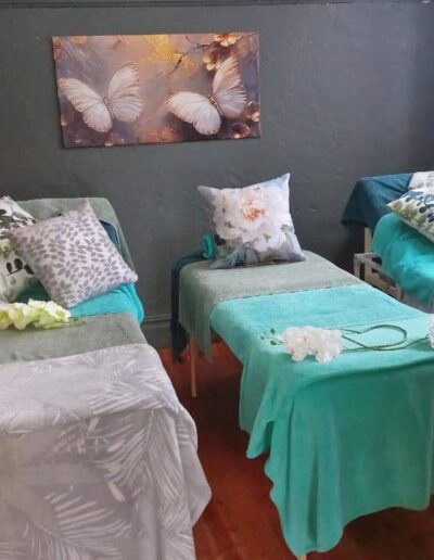 Butterfly Effect Holistic Massage and Beauty - Massage beds