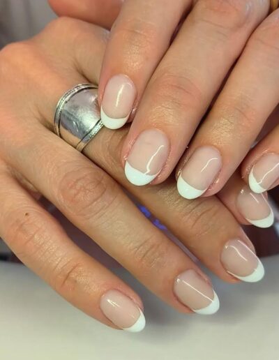 Smoochez - French Nails