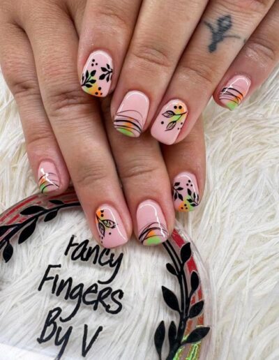 Fancy Finger by V - Pink nails with floral art