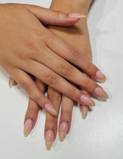 SkinTech Beauty - Gold Glitter French Manicure a