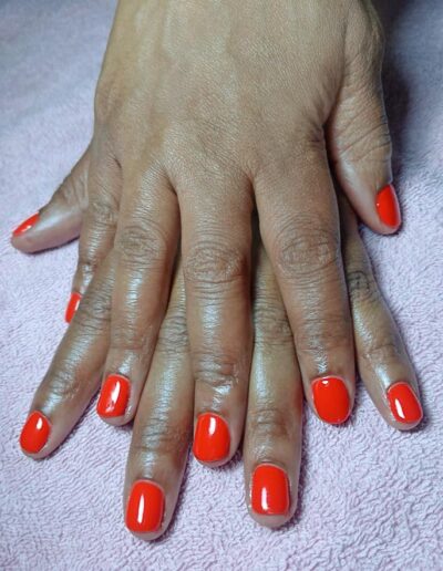 Eunice Mobile Beautybar - Bright Orange Gel Nails b