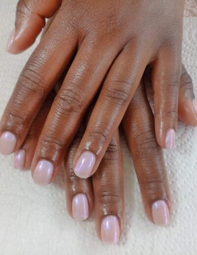 Eunice Mobile Beautybar - Nude Pink gel Nails 2