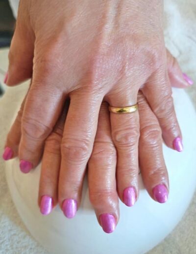 Eunice Mobile Beautybar - Pink Nails b