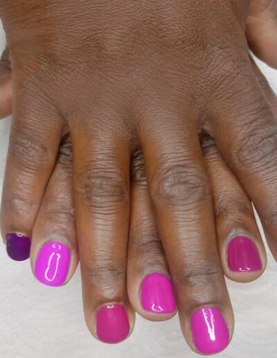 Eunice Mobile Beautybar - Summer Pink Gel Nails 2